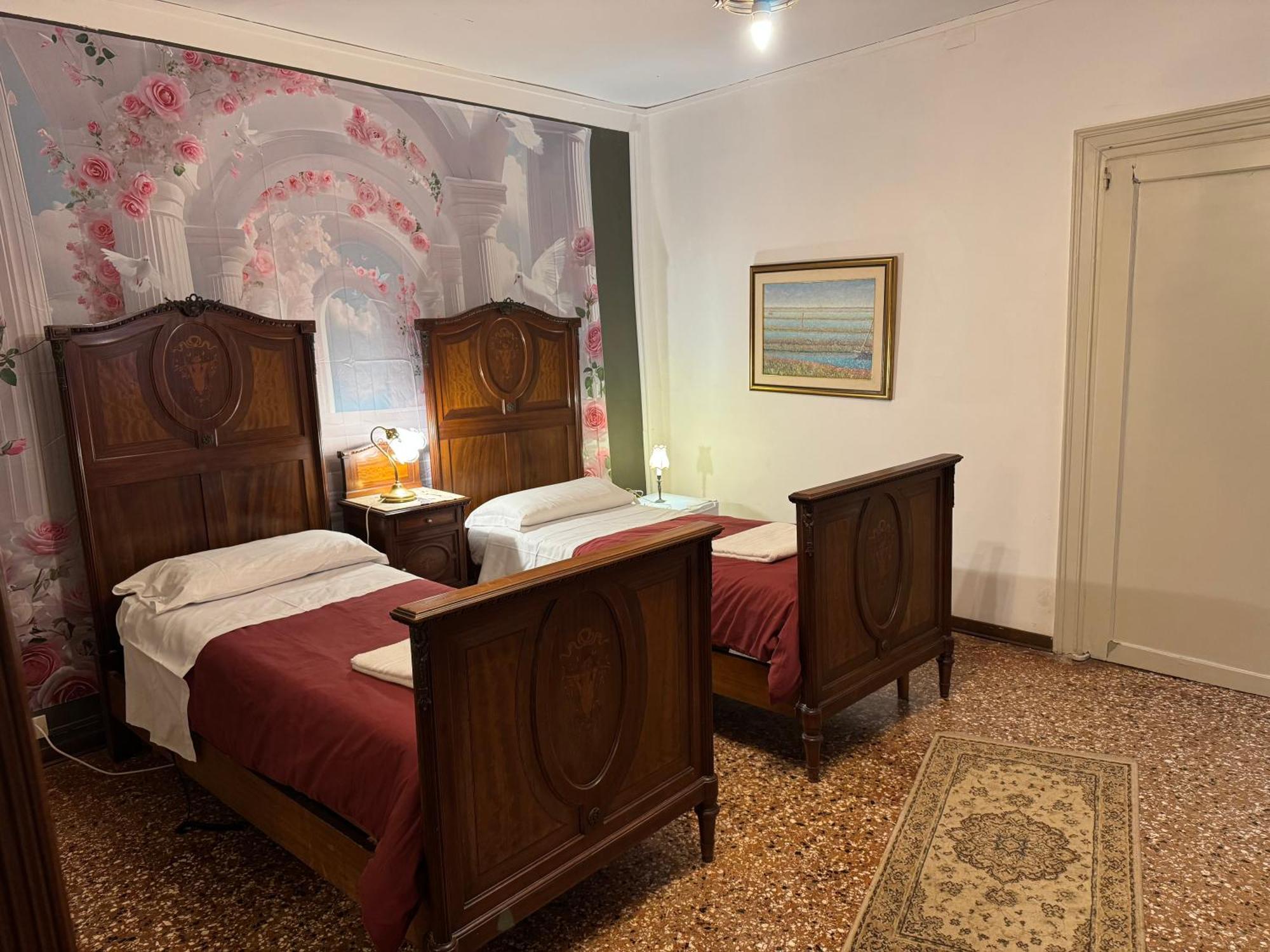 Lions Venice Guest House Extérieur photo