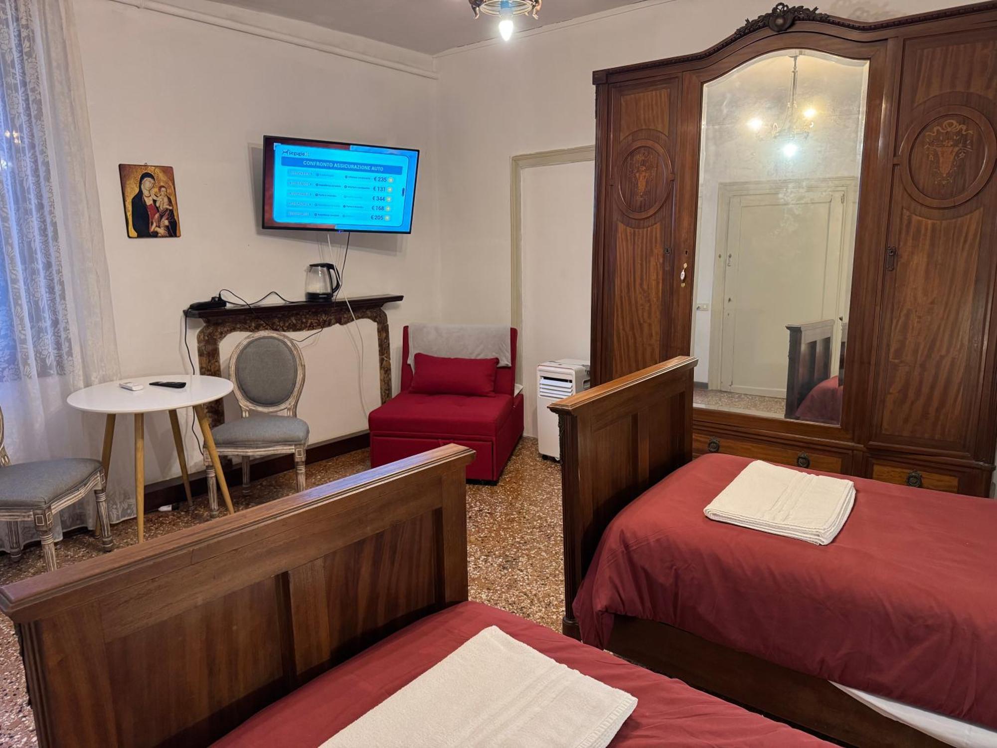 Lions Venice Guest House Extérieur photo