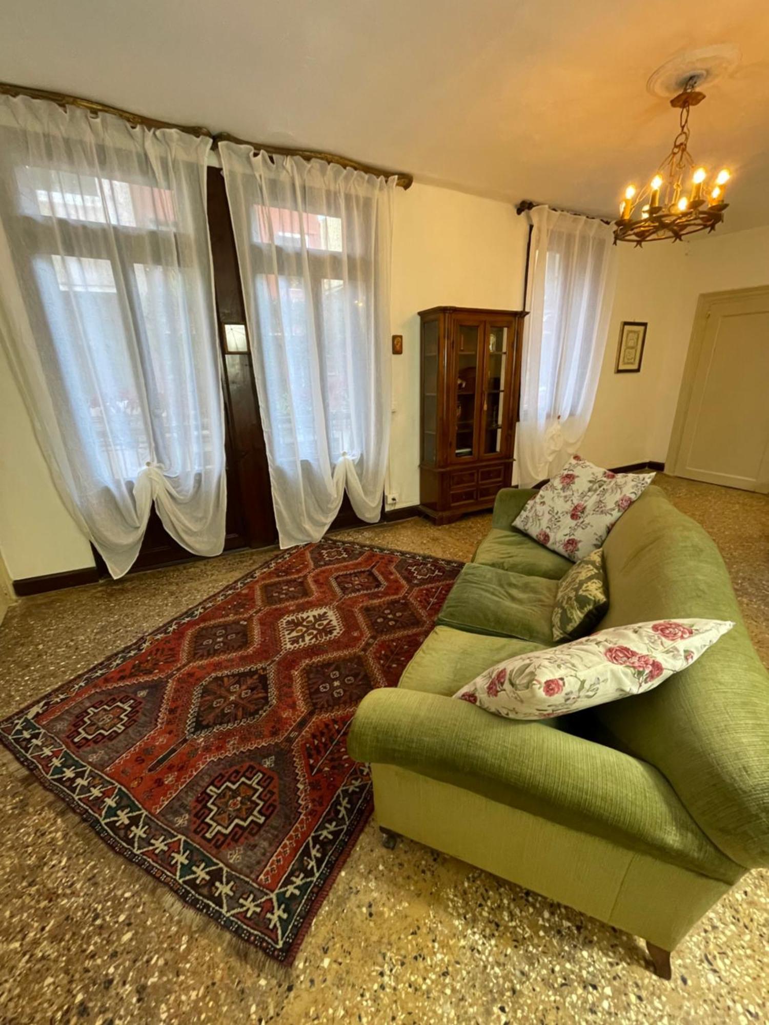 Lions Venice Guest House Extérieur photo