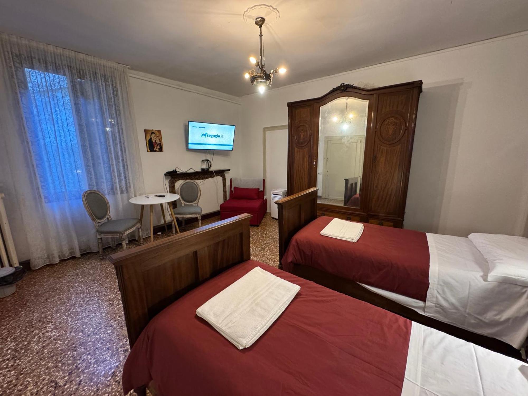 Lions Venice Guest House Extérieur photo